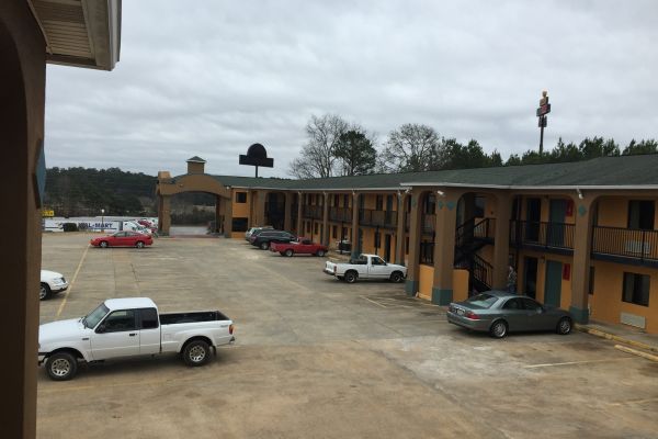 GARDEN INN AND SUITES HOGANSVILLE (Hogansville)